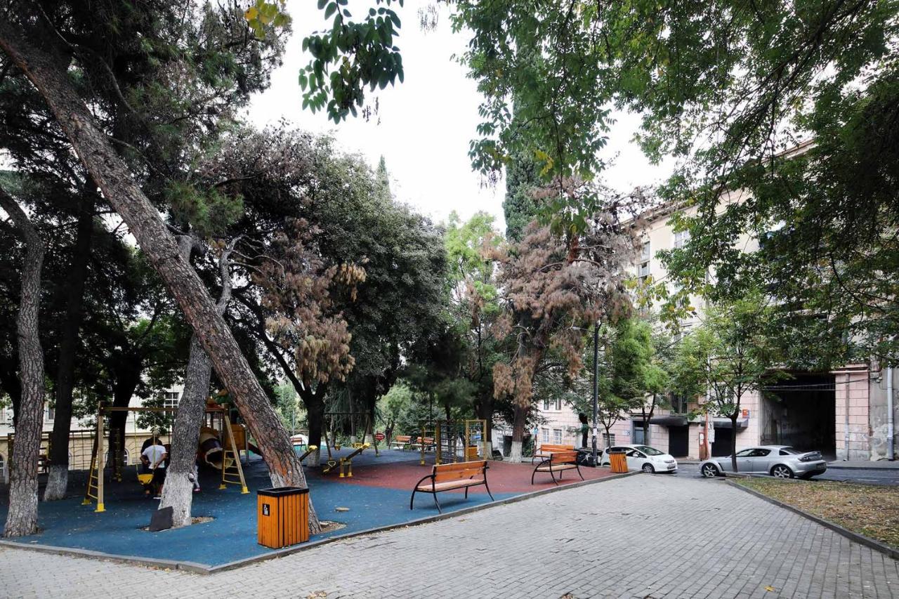 Hotel Twins Tbilisi Exterior foto
